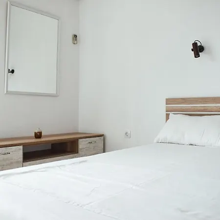 ελαία 아파트호텔 에디프소스